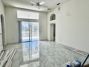 149 Gala Cir in Daytona Beach, FL - Building Photo - Building Photo