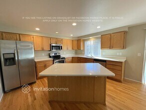 27211 212th Ave SE in Maple Valley, WA - Foto de edificio - Building Photo