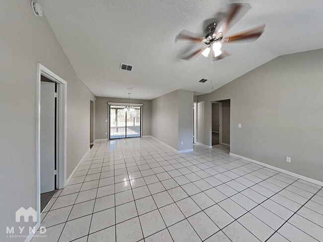 6444 Diamond Leaf Ct N in Jacksonville, FL - Foto de edificio - Building Photo