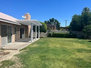 30456 Avenida Del Yermo in Cathedral City, CA - Building Photo - Building Photo