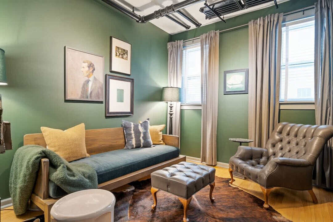 4413 1/2 N Greenview Ave in Chicago, IL - Building Photo