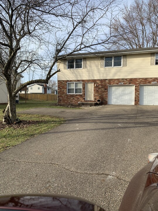 7723 Stuhldreher St NW in Massillon, OH - Building Photo