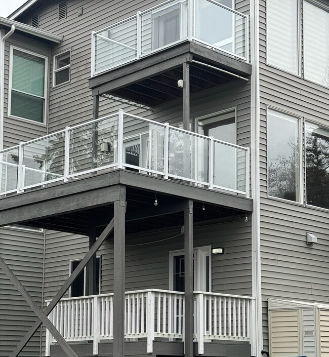 968 NW 4th Ave, Unit 968 in Camas, WA - Foto de edificio - Building Photo