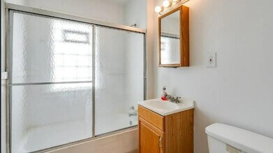 14300 Darwin Ave in Cleveland, OH - Building Photo - Building Photo