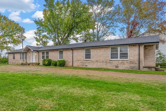 125 Tandy Dr in Clarksville, TN - Building Photo - Building Photo