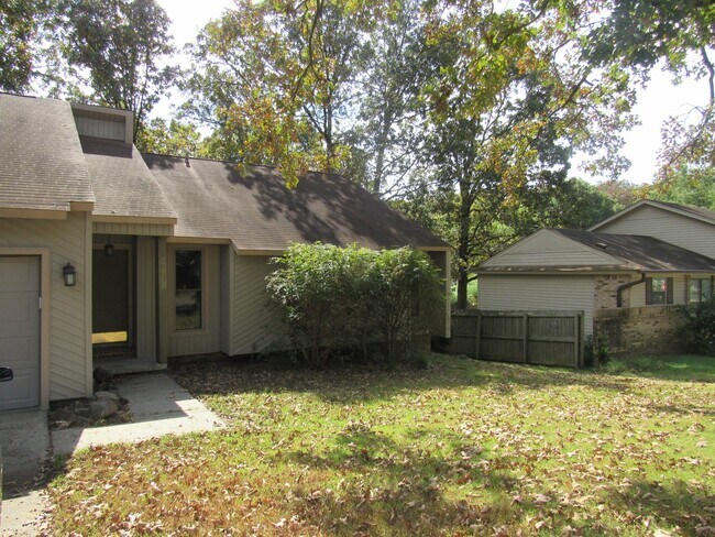 1013 Nicole Dr in North Little Rock, AR - Building Photo - Building Photo