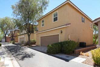 2076 Danzinger Pl in Henderson, NV - Building Photo - Building Photo