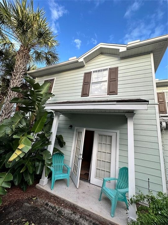 2950 Lucayan Harbour Cir in Kissimmee, FL - Foto de edificio