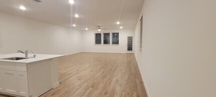 3566 Blue Mockingbird St in Fulshear, TX - Foto de edificio - Building Photo