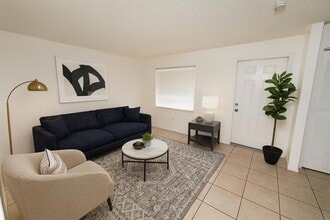 719 Michigan Ct in St. Cloud, FL - Building Photo - Building Photo