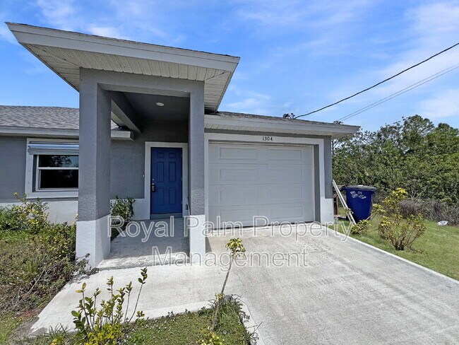 1304 W 12th St in Lehigh Acres, FL - Building Photo - Building Photo