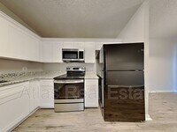 4631 Croker Ridge Rd photo'