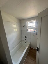 738 E Santa Barbara St in Santa Paula, CA - Building Photo - Building Photo