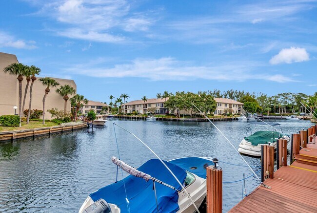 property at 6 Royal Palm Way