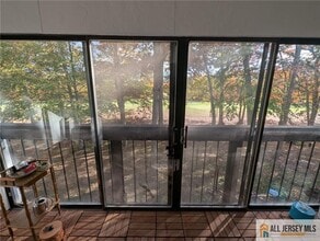 277 Cross Dr in Monroe Township, NJ - Building Photo - Building Photo