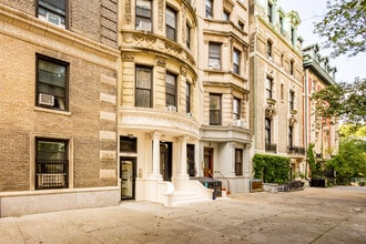 318 W 106th St in New York, NY - Building Photo - Building Photo