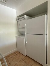 2530 W 67th Pl in Hialeah, FL - Building Photo - Building Photo