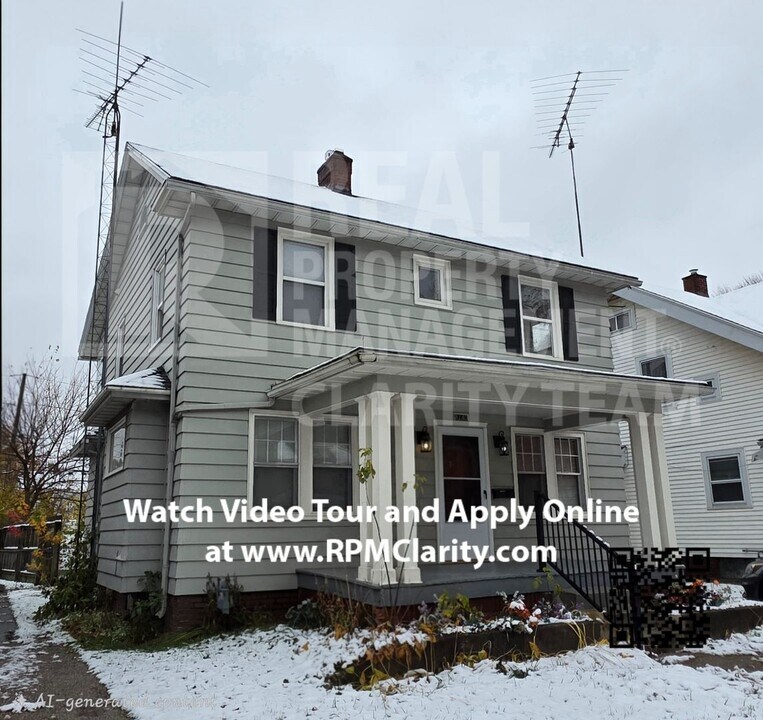 4240 Burnham Ave in Toledo, OH - Building Photo