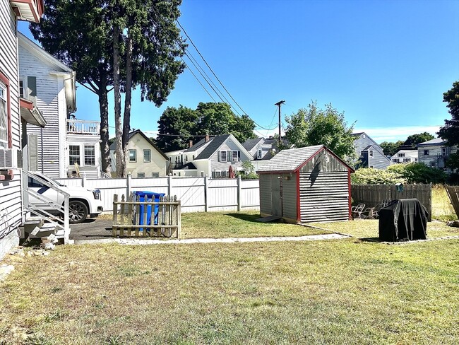 14 Grove in Merrimac, MA - Building Photo - Building Photo