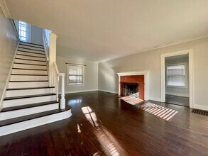 204 W 68th Terrace in Kansas City, MO - Building Photo - Building Photo