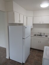 2804 Claxter Rd NE in Salem, OR - Foto de edificio - Building Photo