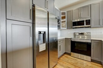 6456 S Woodlawn Ave in Chicago, IL - Building Photo - Building Photo