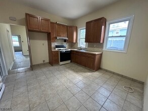 22 2nd Ave in Paterson, NJ - Building Photo - Building Photo