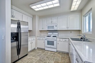 4041 Johnson Dr in Oceanside, CA - Building Photo - Building Photo