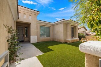 74053 Chinook Cir in Palm Desert, CA - Building Photo - Building Photo