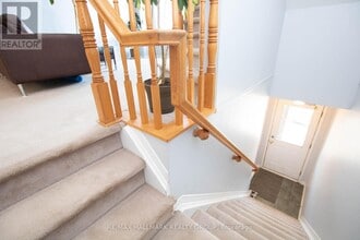 16 Briston Private in Ottawa, ON - Building Photo - Building Photo