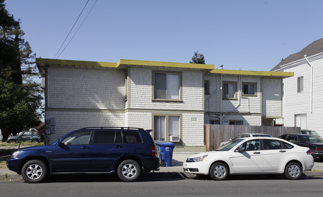 1649 Everett St in Alameda, CA - Building Photo - Building Photo