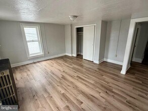 23 S Carlisle St in Greencastle, PA - Building Photo - Building Photo