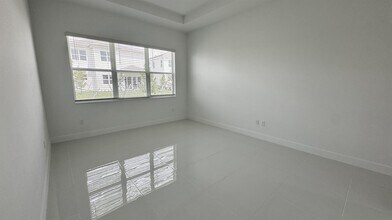 5722 Aleppo Pine Pl in Westlake, FL - Foto de edificio - Building Photo