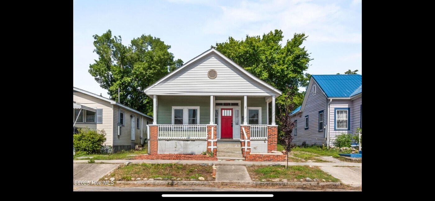 609 N 10th St in Wilmington, NC - Building Photo