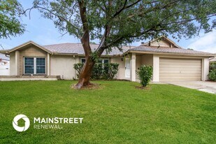 912 Gatewood Ct NE in Palm Bay, FL - Building Photo