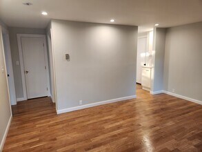 3 Gannon Ct, Unit C in Rockport, MA - Foto de edificio - Building Photo