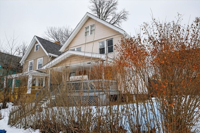 1125 Galewood Dr in Cleveland, OH - Building Photo - Building Photo