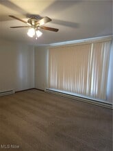 525 S Marion Ave in Louisville, OH - Building Photo - Building Photo