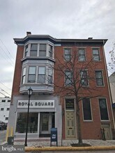 31 S Duke St-Unit -5 in York, PA - Foto de edificio - Building Photo