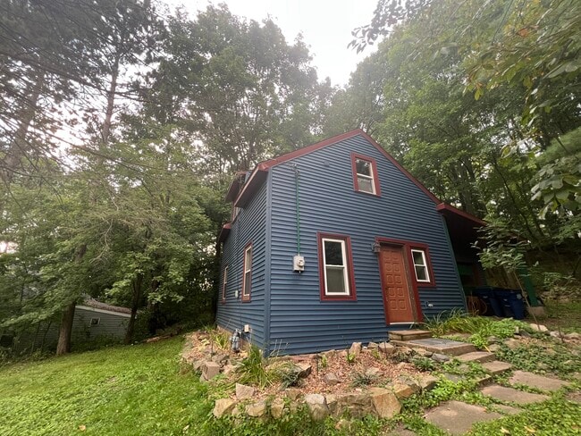 property at 816 Brown St