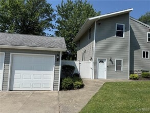7211 Packard Rd in Niagara Falls, NY - Building Photo - Building Photo