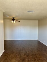 512 S 28th St, Unit 512 S 28th St in Nederland, TX - Building Photo - Building Photo