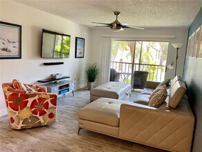 3213 S Beneva Rd in Sarasota, FL - Building Photo - Building Photo