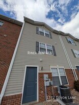 1372 Devon Ln in Harrisonburg, VA - Building Photo