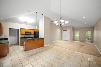 500 Dolphin Ave in Gulf Shores, AL - Building Photo - Building Photo