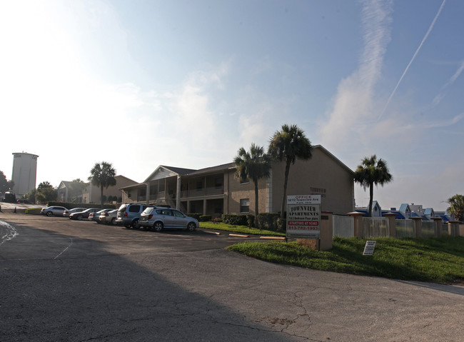 Townview Apartments in Zephyrhills, FL - Building Photo - Building Photo