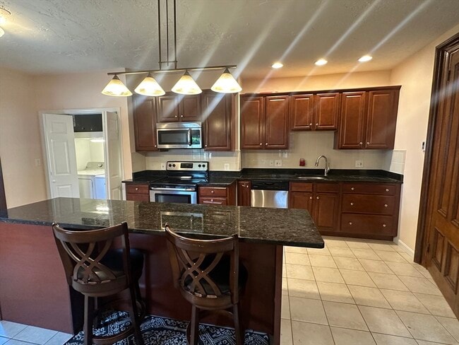 744 E 4th St, Unit 1