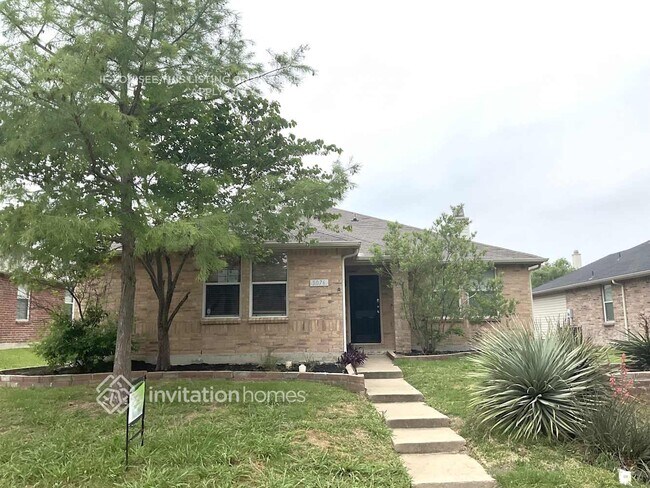 property at 3076 Misty Ridge Ln