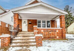 19572 Alcoy Ave in Detroit, MI - Building Photo