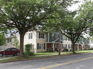 Village Green Apartments in Glens Falls, NY - Building Photo - Building Photo